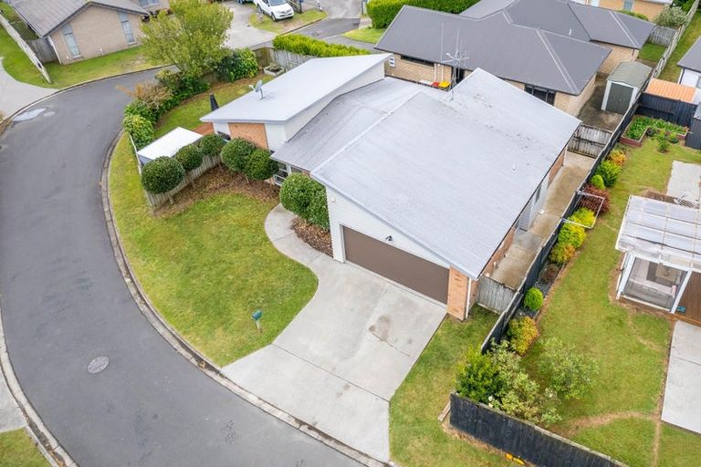 Photo of property in 33 Chadwick Place, Rototuna North, Hamilton, 3210