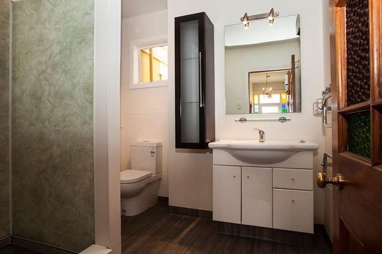 Photo of property in 10 Sheppard Place, St Albans, Christchurch, 8014