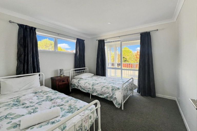 Photo of property in 64 Chesham Avenue, Waipahihi, Taupo, 3330