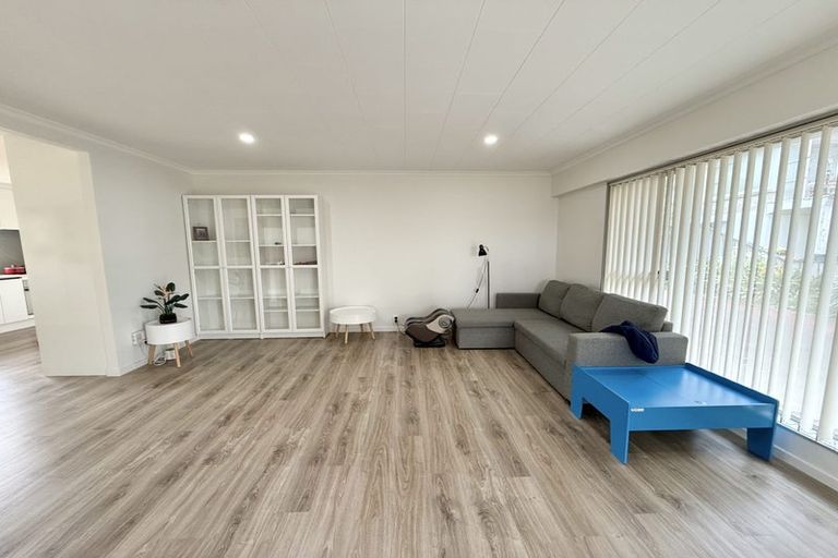 Photo of property in 1/73 Macleans Road, Bucklands Beach, Auckland, 2014