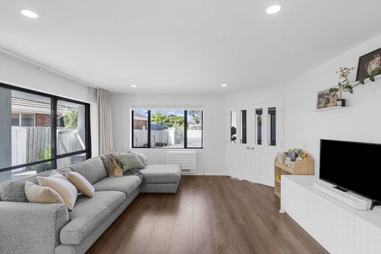 Photo of property in 40 Forest Drive, Parklands, Christchurch, 8083