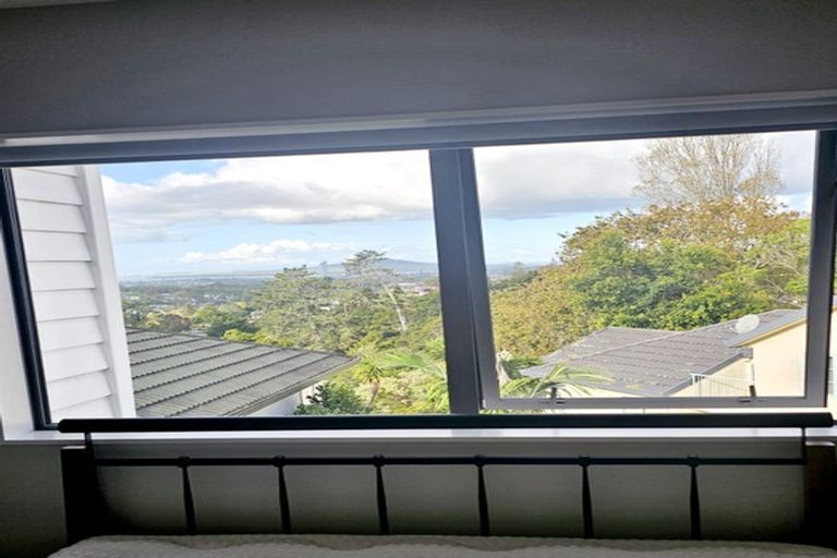 Photo of property in 247c Glenfield Road, Hillcrest, Auckland, 0627