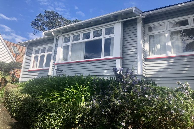 Photo of property in 107 Upland Road, Kelburn, Wellington, 6012