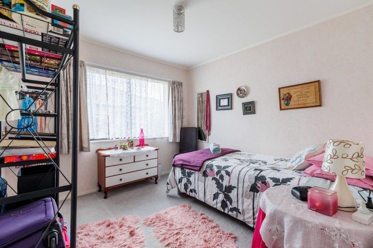 Photo of property in 2a Belvedere Crescent, Takaro, Palmerston North, 4412