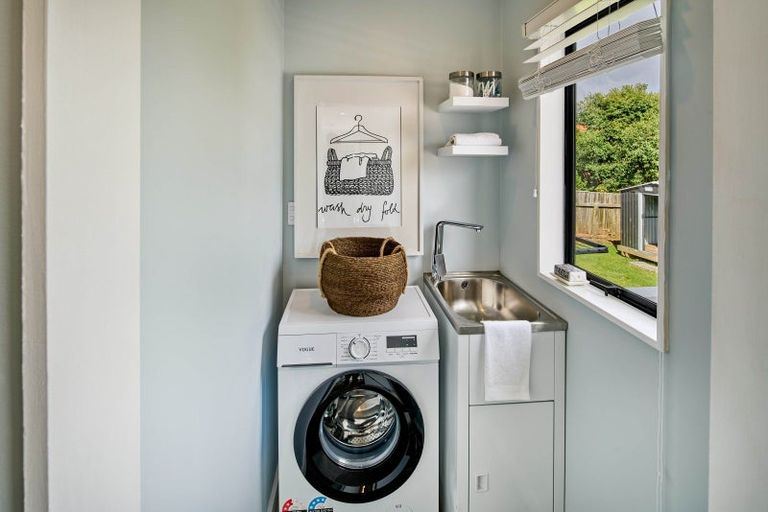 Photo of property in 301 Maungaraki Road, Maungaraki, Lower Hutt, 5010