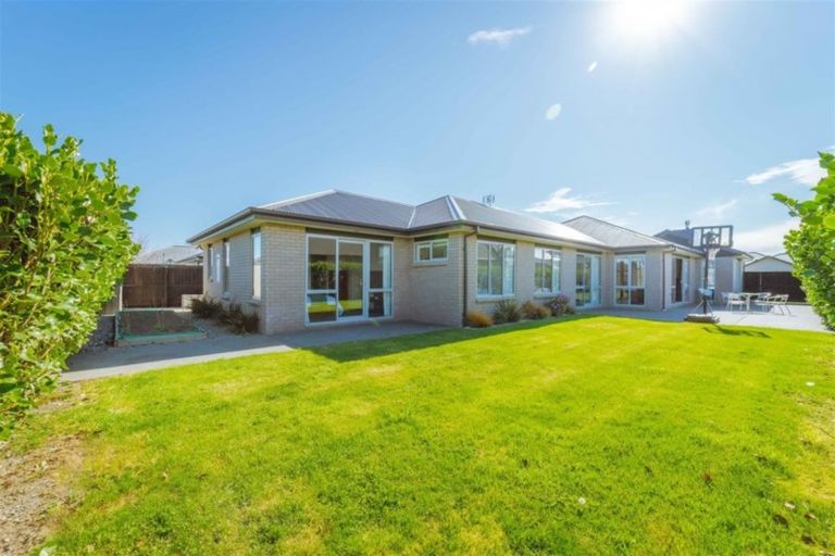 Photo of property in 32 Buckhurst Avenue, Wigram, Christchurch, 8042
