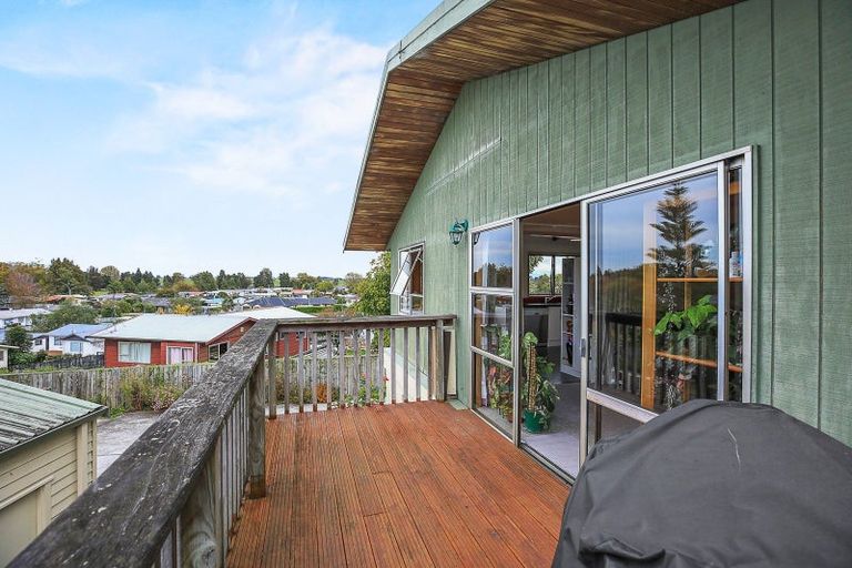 Photo of property in 111 Tuhikaramea Road, Dinsdale, Hamilton, 3204