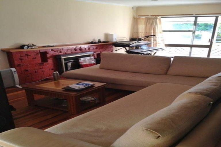 Photo of property in 77 Pakuranga Road, Pakuranga, Auckland, 2010