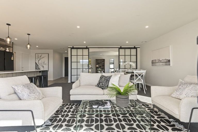 Photo of property in 20 Silicon Way, Fitzherbert, Palmerston North, 4410