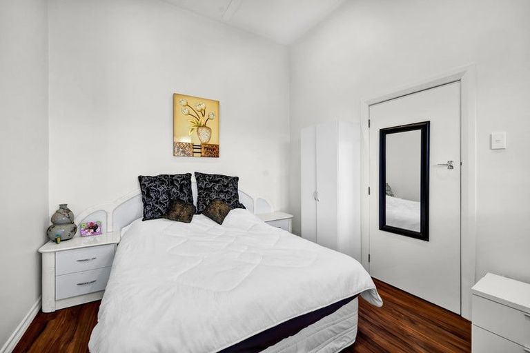 Photo of property in 35 Victoria Street, Patea, 4520