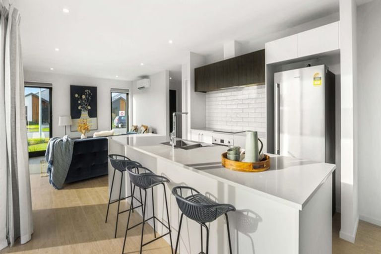 Photo of property in 8 Dallimore Drive, Belfast, Christchurch, 8051