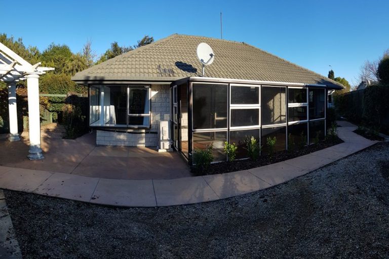 Photo of property in 2 O'halloran Drive, Halswell, Christchurch, 8025