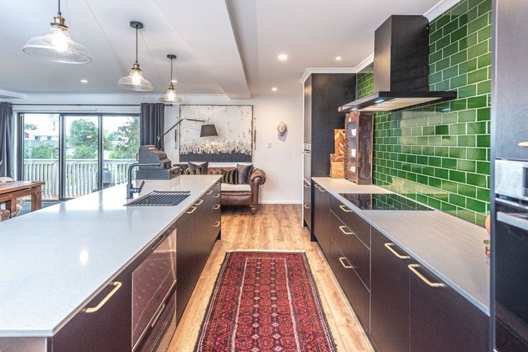 Photo of property in 11 D'arcy Road, Bastia Hill, Whanganui, 4500