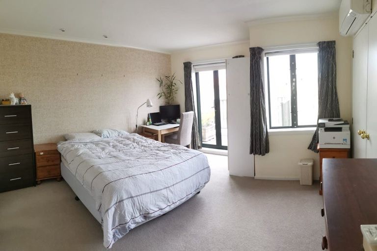 Photo of property in Tuscany Towers, 30/1 Ambrico Place, New Lynn, Auckland, 0600