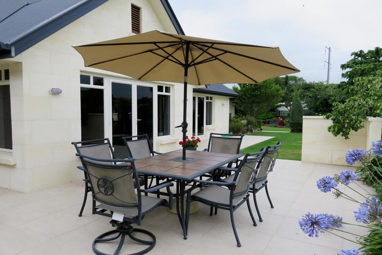 Photo of property in 129 Richard Pearse Drive, Temuka, 7920