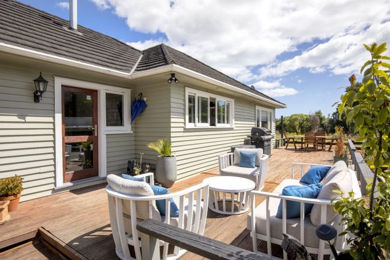 Photo of property in 64 Te Roto Road, Otaki, 5512