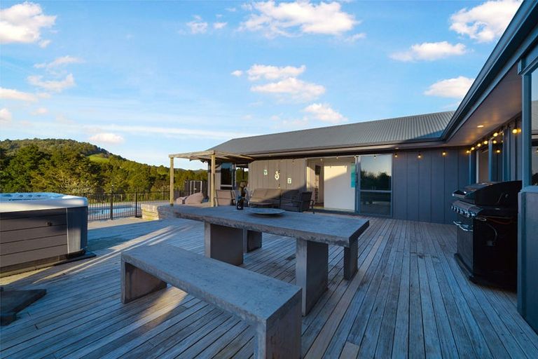 Photo of property in 538 Whangaripo Valley Road, Whangaripo, Wellsford, 0972