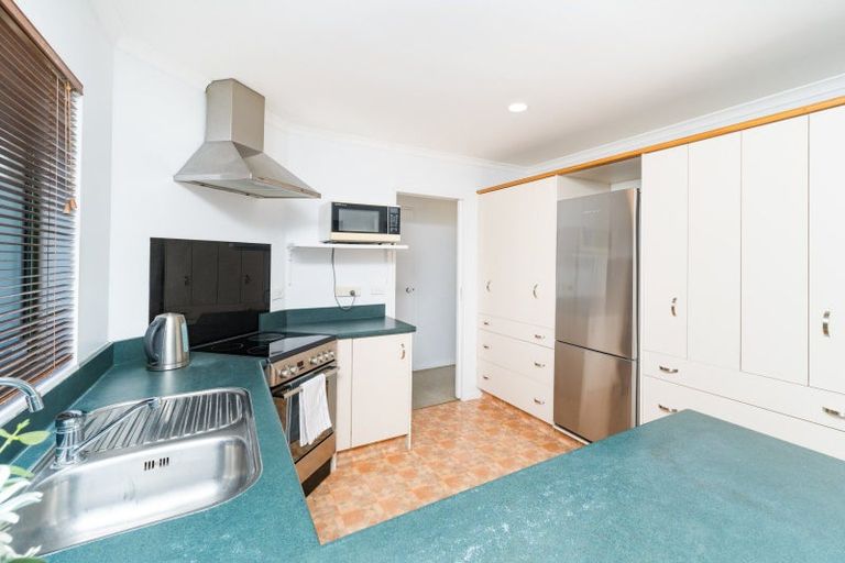 Photo of property in 20 Parnell Heights Drive, Kelvin Grove, Palmerston North, 4414