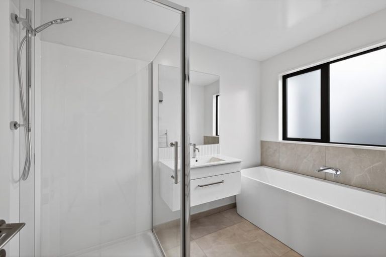 Photo of property in 49 Ruataniwha Avenue, Rangiora, 7400