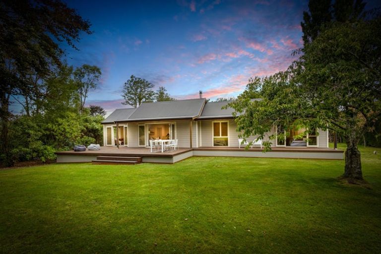 Photo of property in 216 Whincops Road, Halswell, Christchurch, 8025