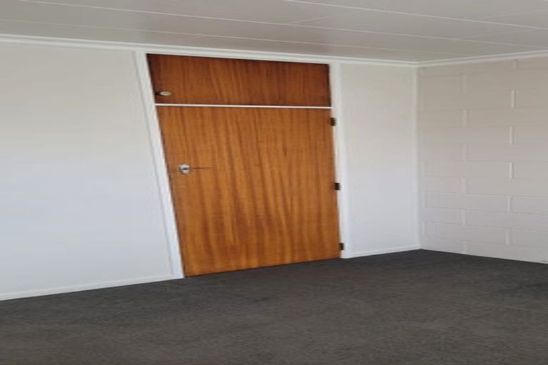 Photo of property in 24 Maire Street, Inglewood, 4330