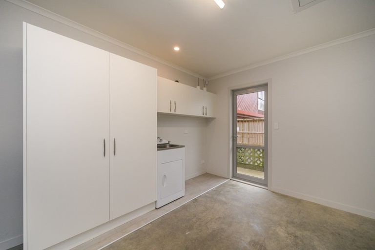 Photo of property in 4 Montgomery Terrace, Hokowhitu, Palmerston North, 4410