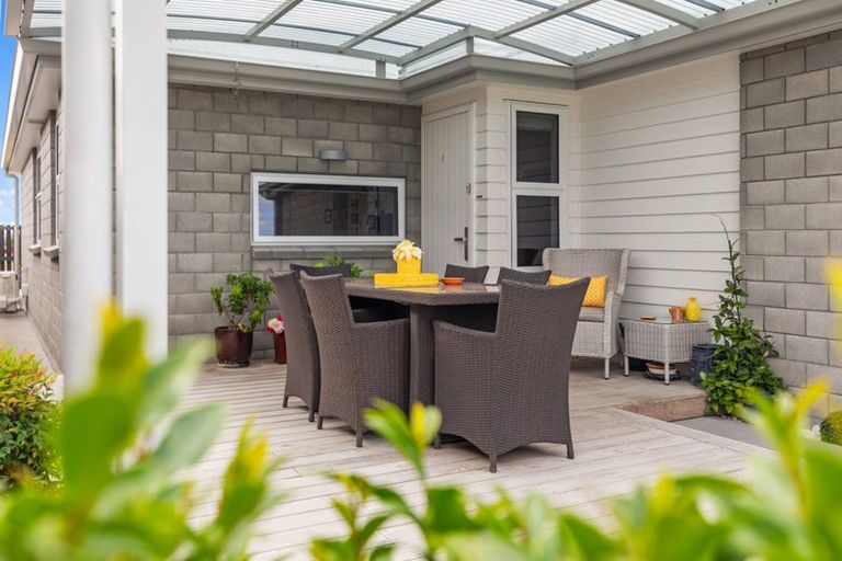 Photo of property in 20 Marion Crescent, Papamoa Beach, Papamoa, 3118