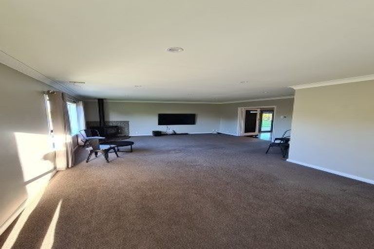 Photo of property in 1566 Weranui Road, Wainui, Kaukapakapa, 0873