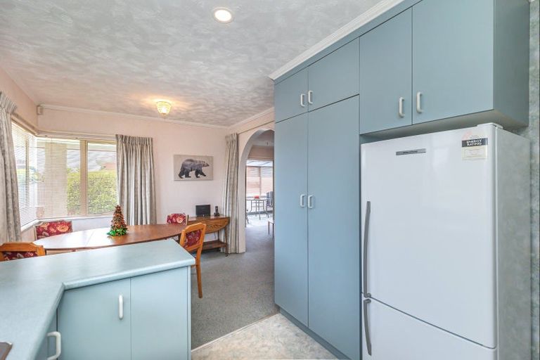 Photo of property in 28 Salisbury Street, Levin, 5510