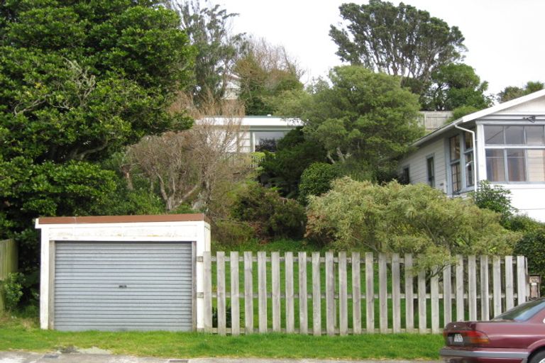 Photo of property in 53 Standen Street, Karori, Wellington, 6012