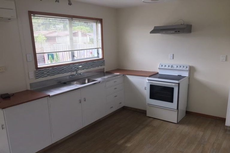 Photo of property in 1/32 Landsdowne Terrace, Cashmere, Christchurch, 8022