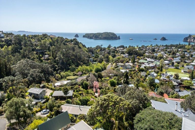 Photo of property in 8 Patricia Place, Hahei, Whitianga, 3591