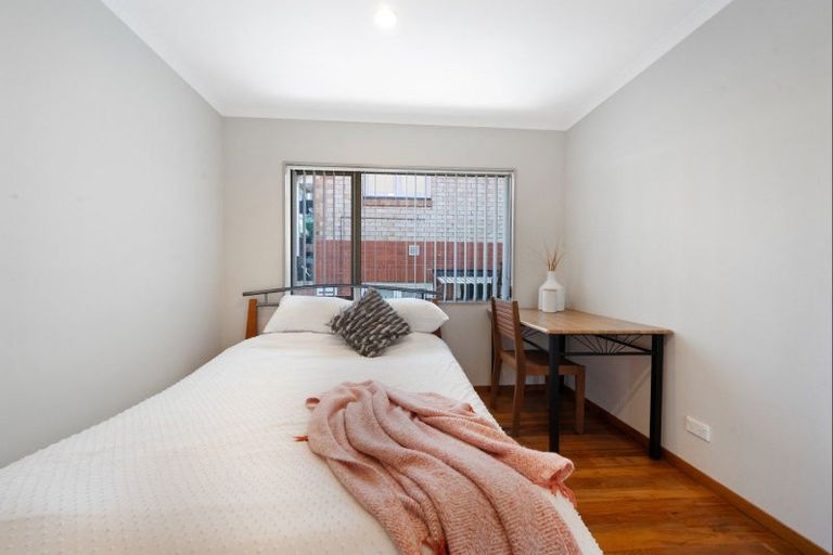 Photo of property in 7a Waterfront Road, Mangere Bridge, Auckland, 2022