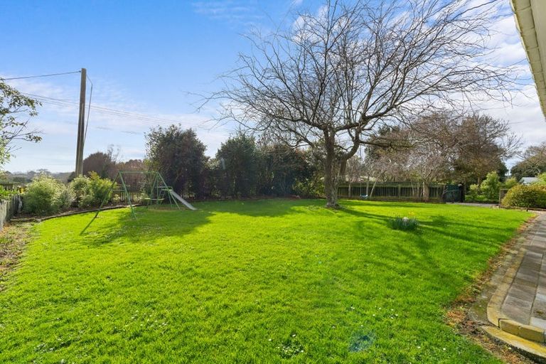 Photo of property in 24 Koputaroa Road, Levin, 5575