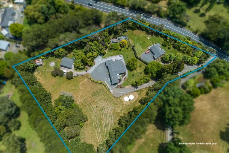 Photo of property in 315 Muriwai Road, Waimauku, 0881