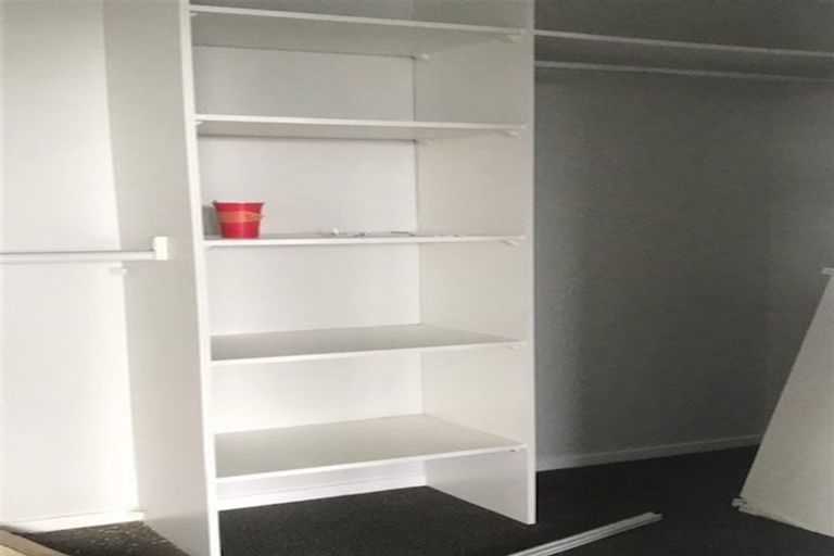 Photo of property in 11m Clearwater Cove, West Harbour, Auckland, 0618