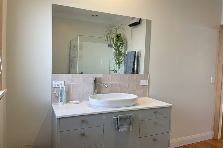 Photo of property in 10 Pitt Street, Maitai, Nelson, 7010