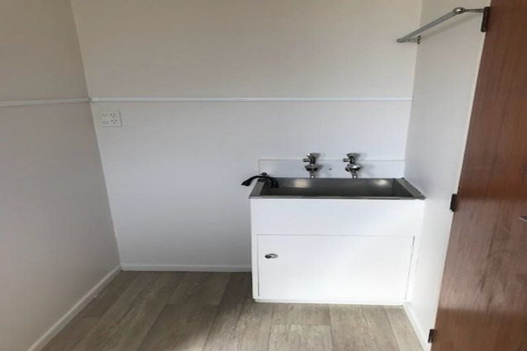 Photo of property in 9 Ada Street, Hokowhitu, Palmerston North, 4410