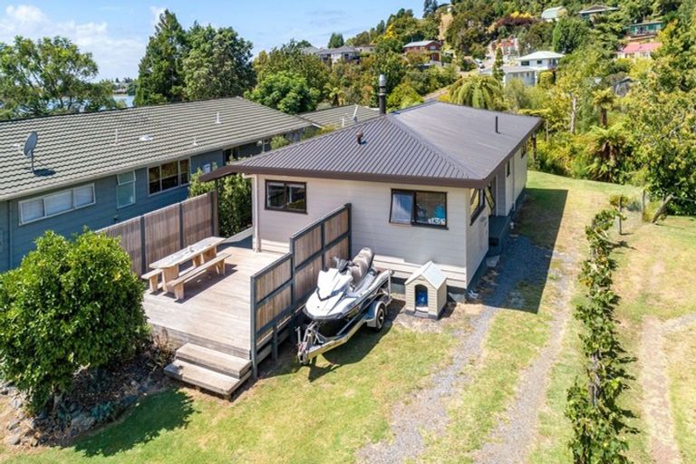 Photo of property in 8 Diamond Drive, Tairua, 3508