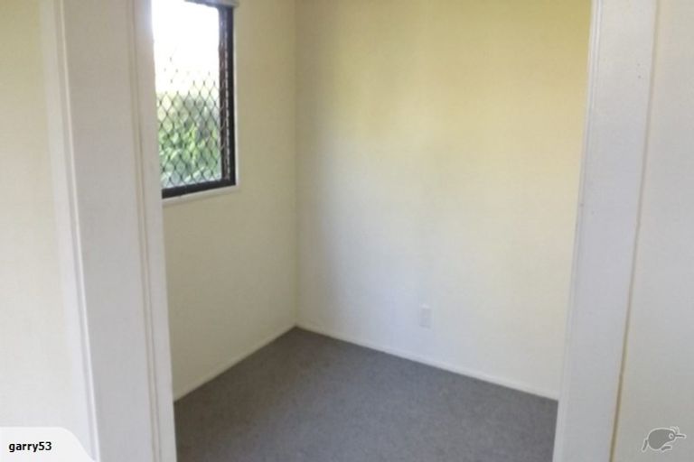Photo of property in 17 Titirangi Road, New Lynn, Auckland, 0600