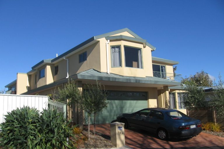 Photo of property in 103 Thompson Road, Bluff Hill, Napier, 4110