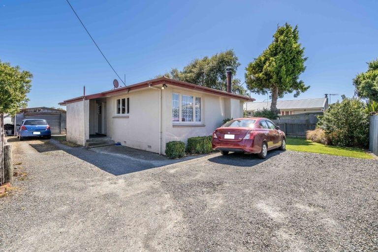 Photo of property in 198 Mcquarrie Street, Kingswell, Invercargill, 9812