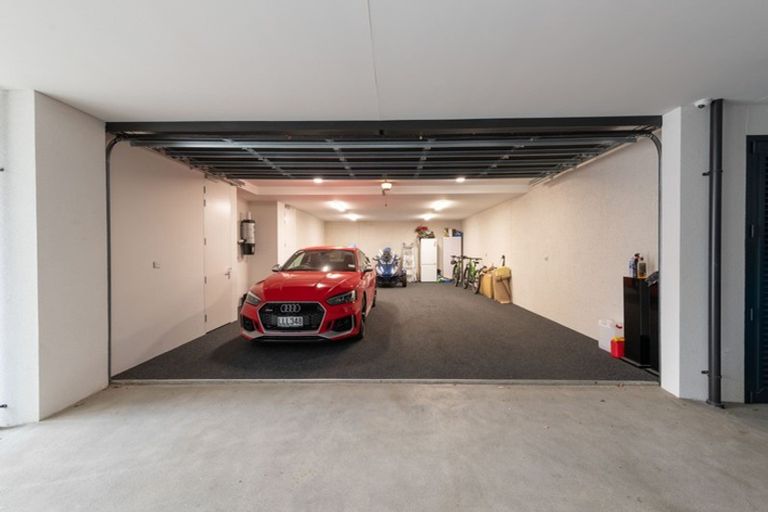 Photo of property in 4 Bay Rise, Wanaka, 9305