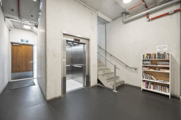 Photo of property in 201/160a Hobsonville Point Road, Hobsonville, Auckland, 0616