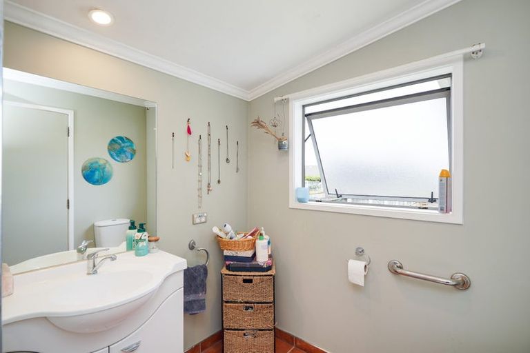 Photo of property in 24 Mackenzie Street, Winton, 9720