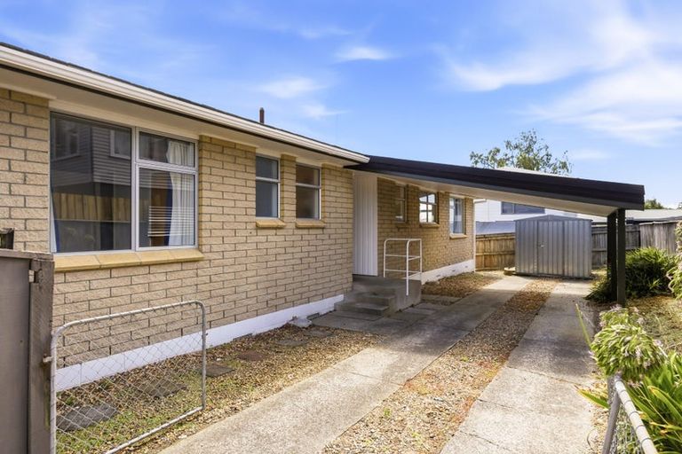 Photo of property in 86 Tamatea Road, Taupo, 3330