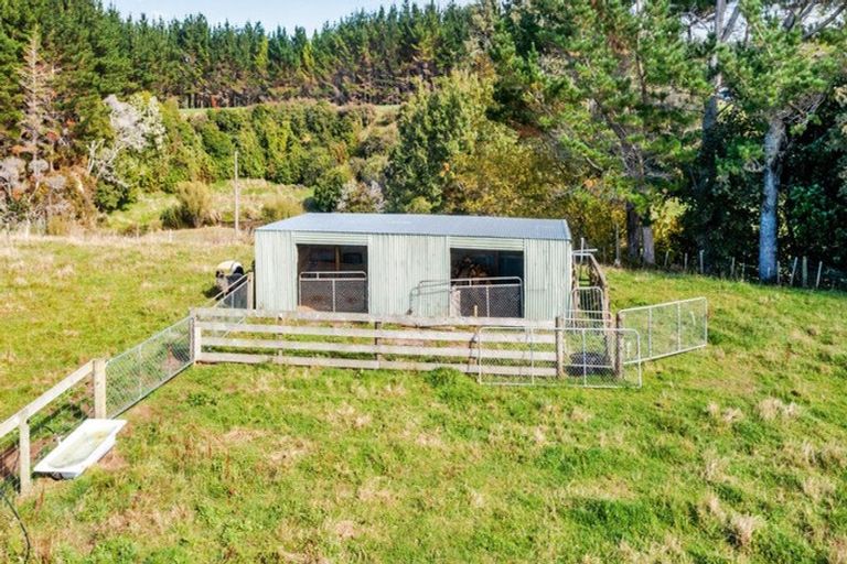 Photo of property in 116 Clifford Road, Eltham, 4322