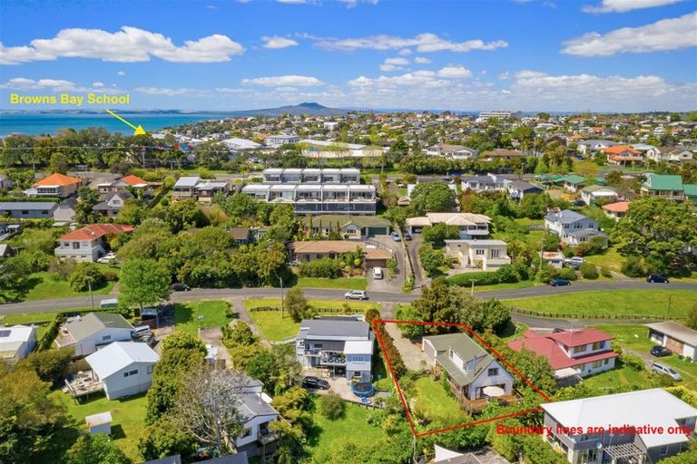 Photo of property in 27a Philson Terrace, Browns Bay, Auckland, 0630