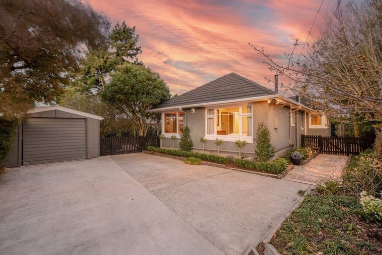 Photo of property in 202 Condell Avenue, Papanui, Christchurch, 8053