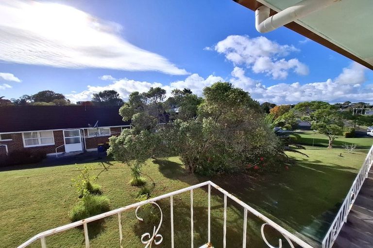 Photo of property in 5/32 Alamein Avenue, Belmont, Auckland, 0622